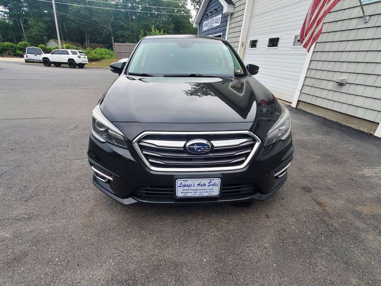 Used 2019 Subaru Legacy 3.6R Limited AWD/4WD image 3