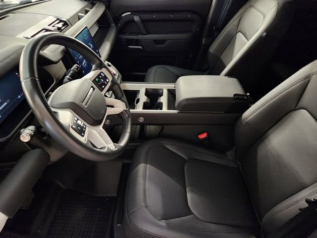 Used 2025 Land Rover Defender 110 S image 13