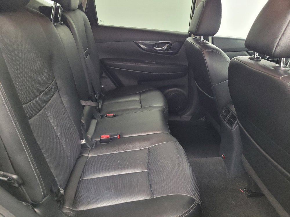 Used 2020 Nissan Rogue SL FWD image 19