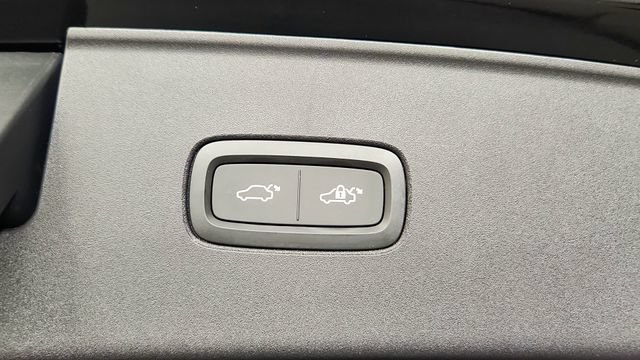 New 2026 Volvo EX90 Ultra AWD/4WD image 44