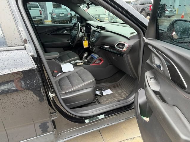 Used 2022 Chevrolet TrailBlazer RS FWD image 37