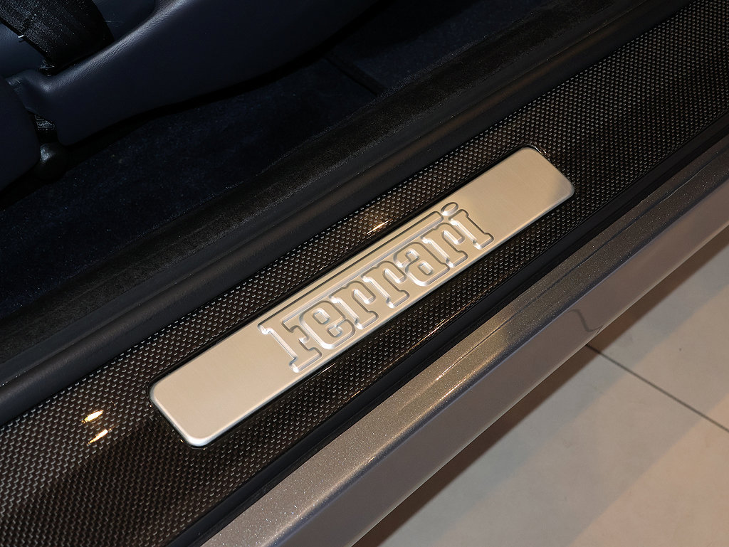 Used 1999 Ferrari 550 Maranello Coupe RWD image 61