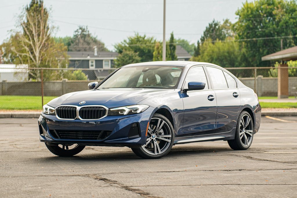 Used 2023 BMW 330i xDrive Sedan w/ Premium Package
