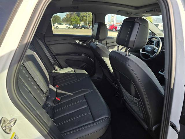 Used 2024 Audi Q4 e-tron Premium Plus image 13