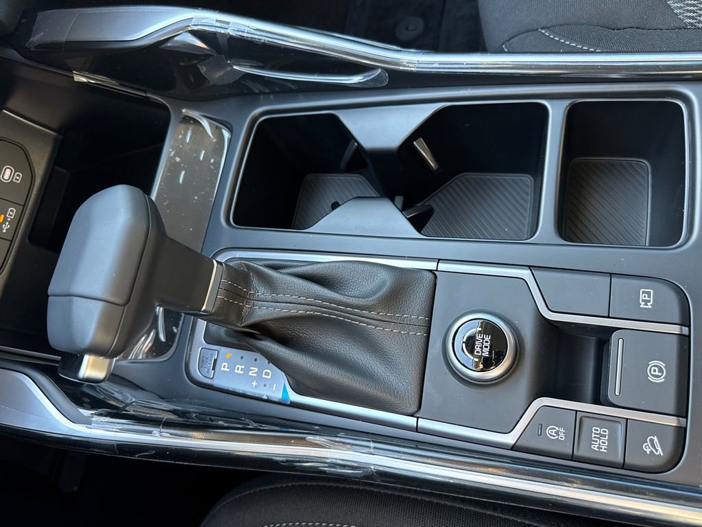 New 2026 Kia Sorento LX image 28