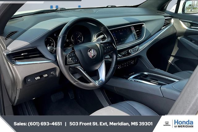Used 2024 Buick Enclave Premium image 12