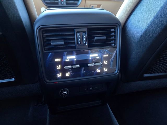 Used 2025 Porsche Cayenne image 14