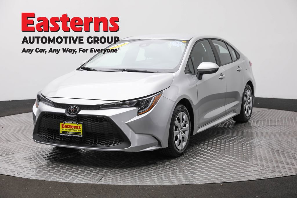 Used 2022 Toyota Corolla LE FWD image 1