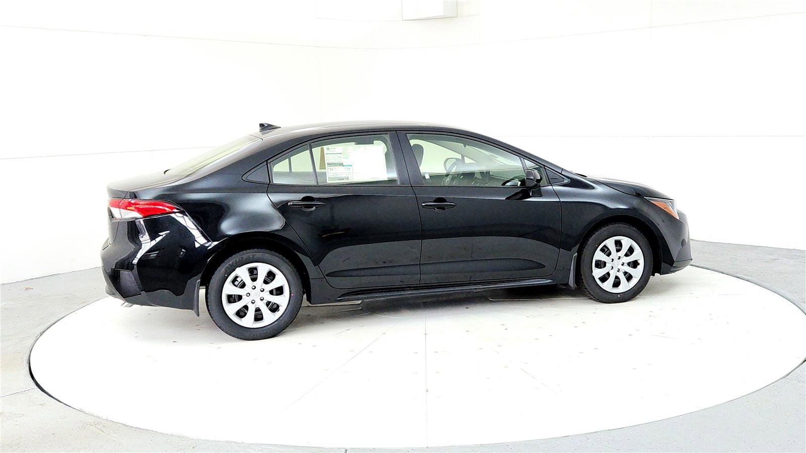 New 2026 Toyota Corolla LE FWD image 6