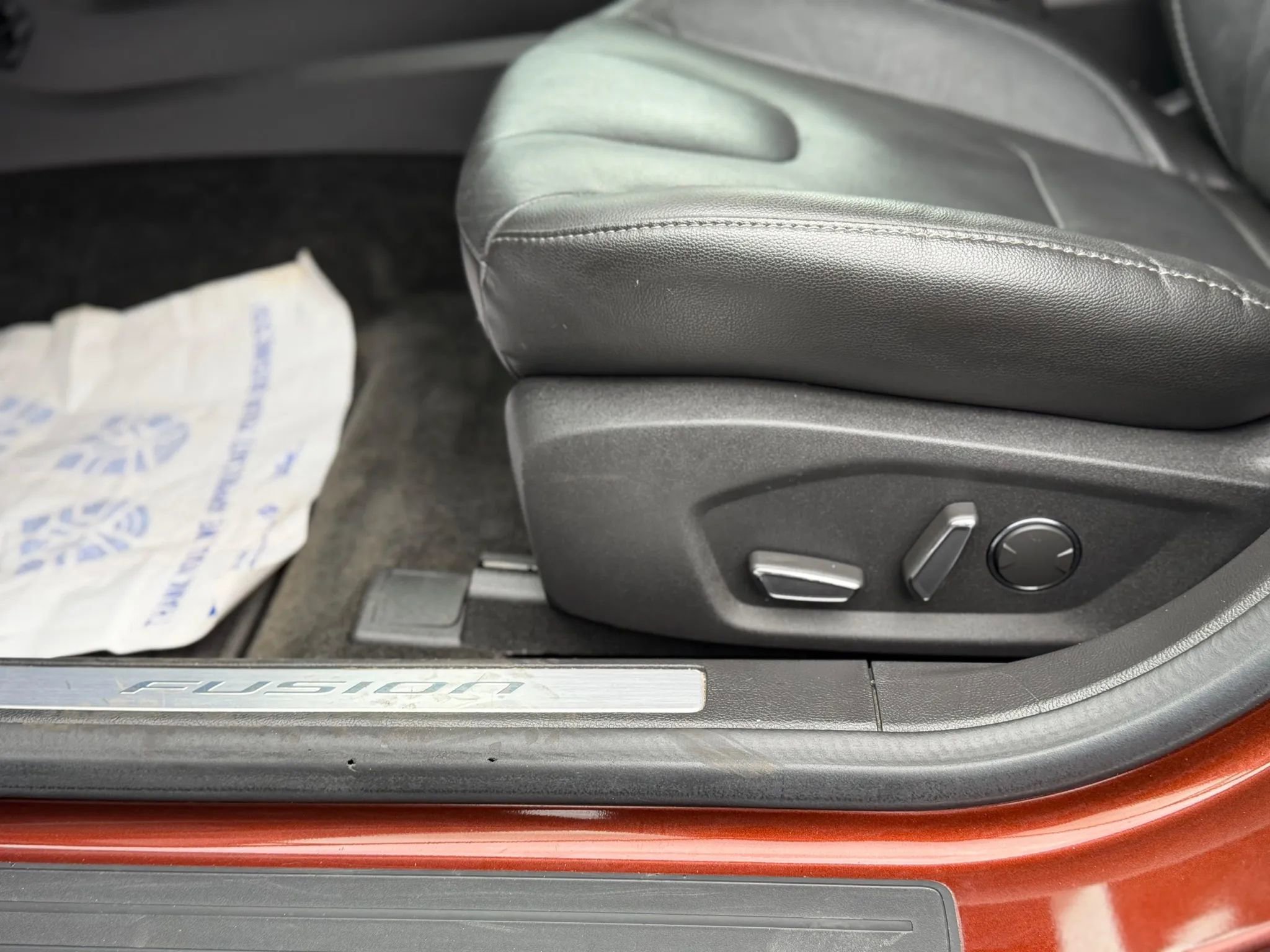 Used 2016 Ford Fusion Energi Titanium w/ Driver Assist Package image 10