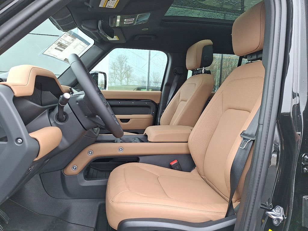 New 2026 Land Rover Defender 110 X-Dynamic SE image 9