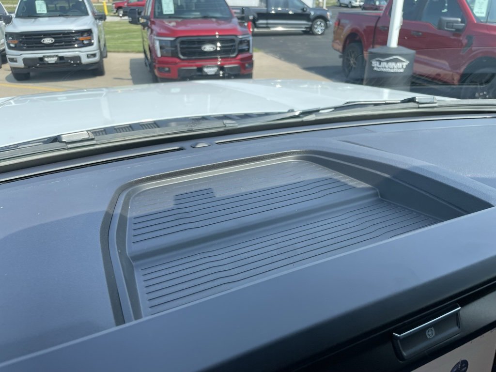 New 2025 Ford F550 4x4 SuperCab Super Duty image 58