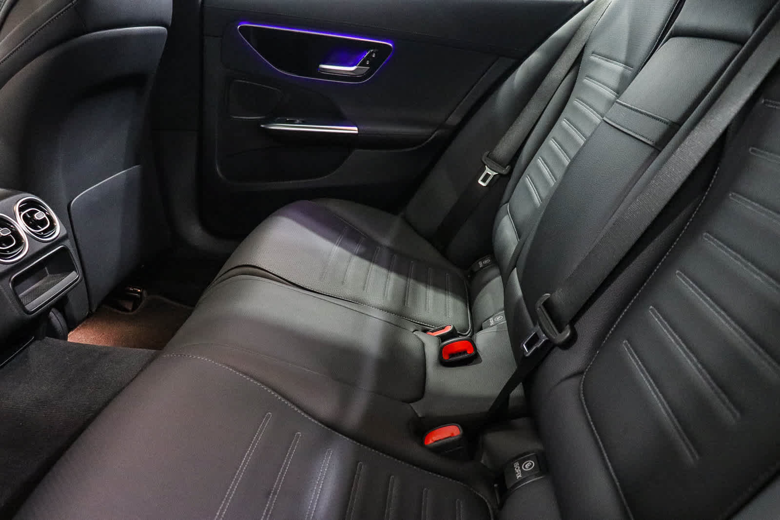 Used 2023 Mercedes-Benz C 300 Sedan image 22