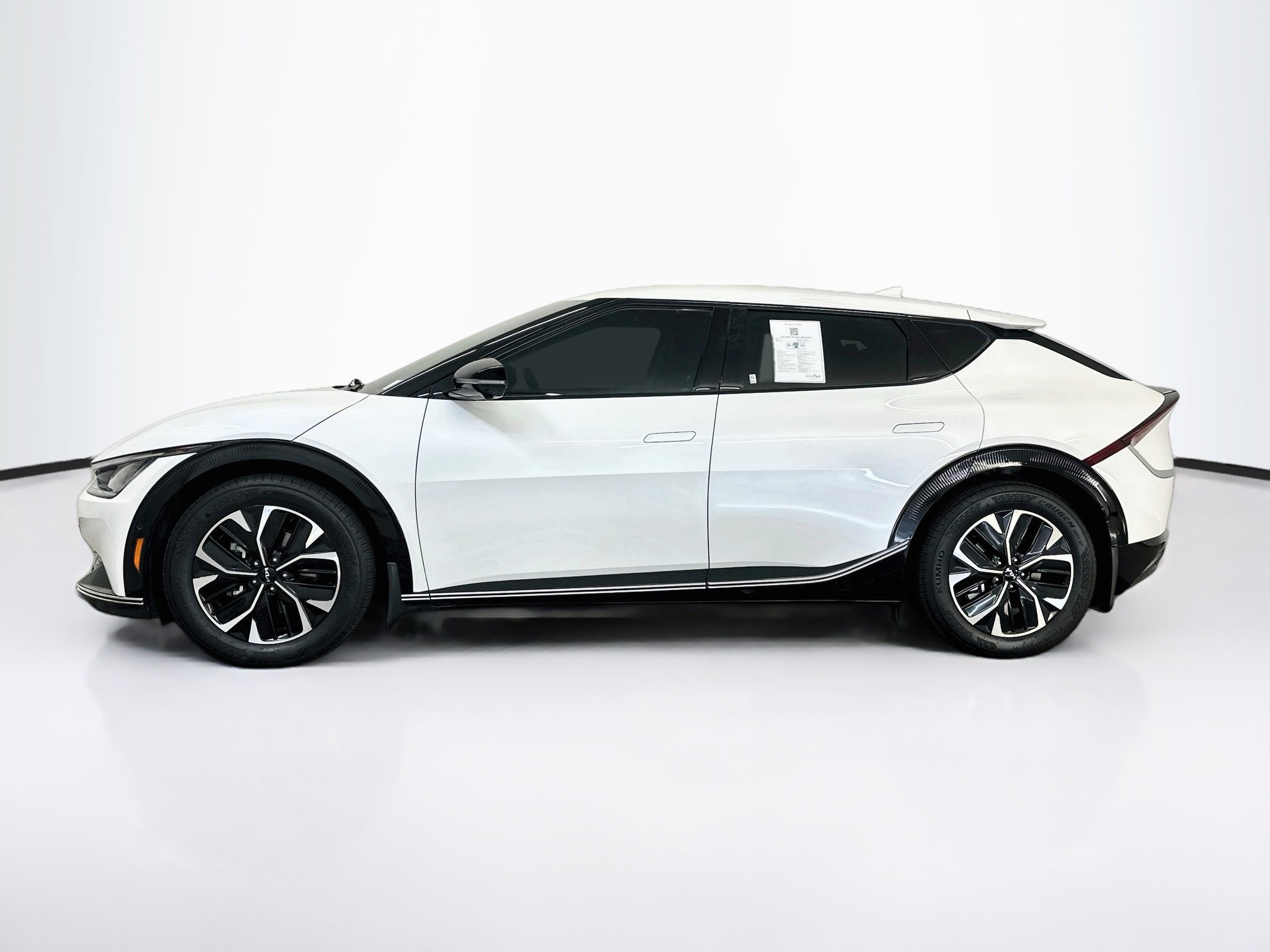 Used 2023 Kia EV6 Wind w/ Wind Technology Package AWD/4WD image 4