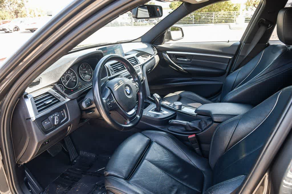 Used 2018 BMW 328d Sedan RWD image 16
