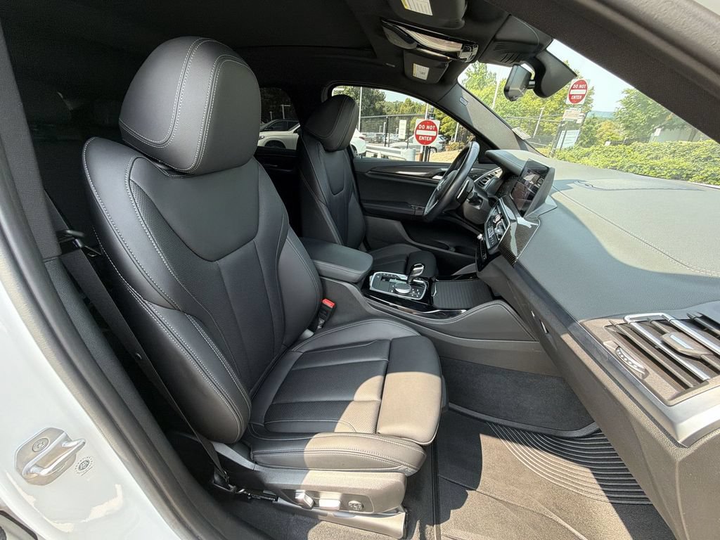 Used 2024 BMW X4 M40i w/ Premium Package AWD/4WD image 22