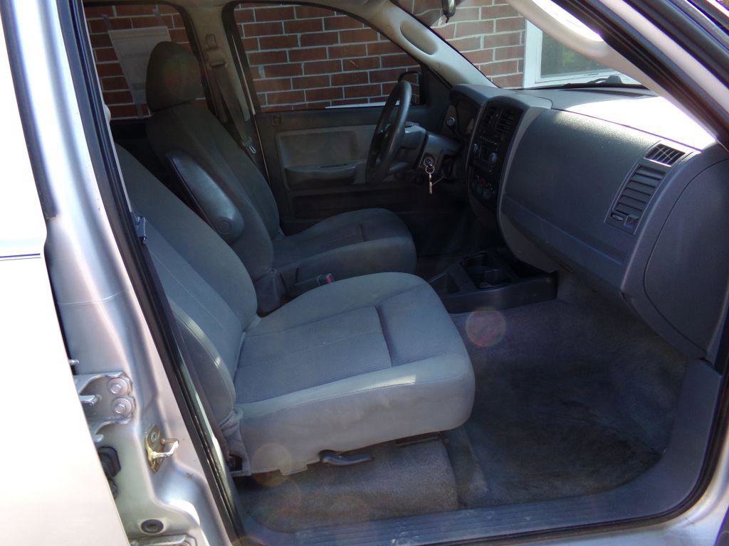 Used 2006 Dodge Dakota ST RWD image 7