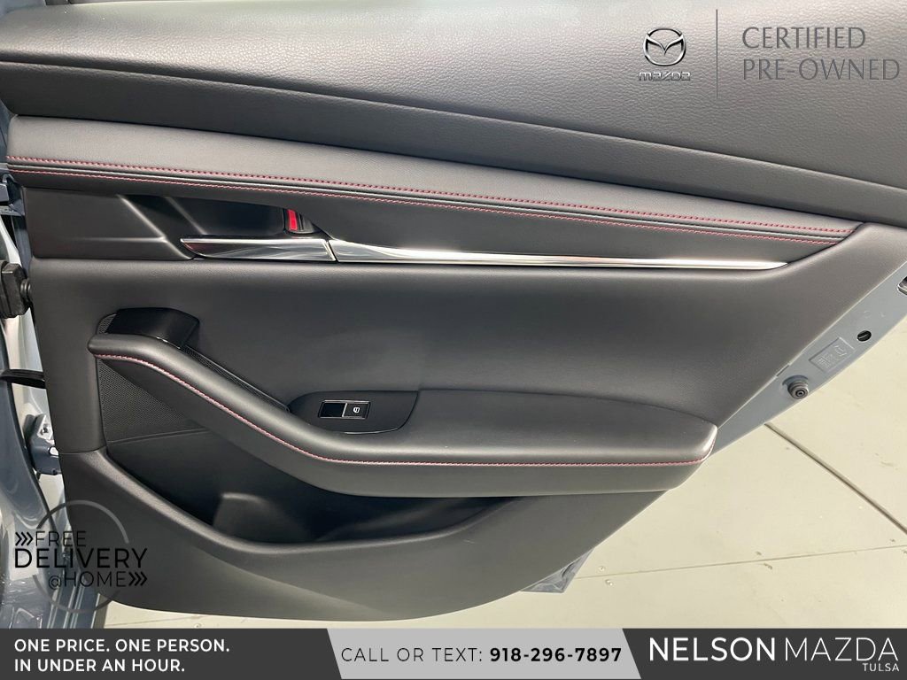 Certified 2025 MAZDA MAZDA3 Carbon image 40