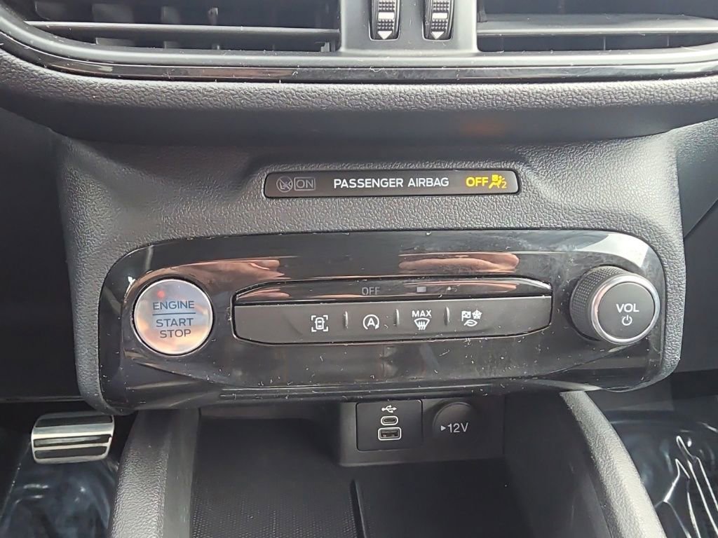 Certified 2024 Ford Escape ST-Line w/ Tech Pack #1 image 21