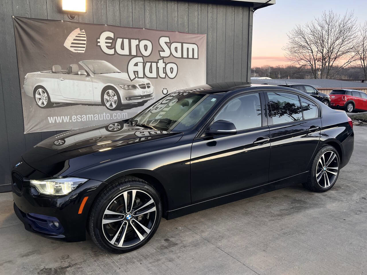 Used 2018 BMW 328d xDrive Sedan image 4