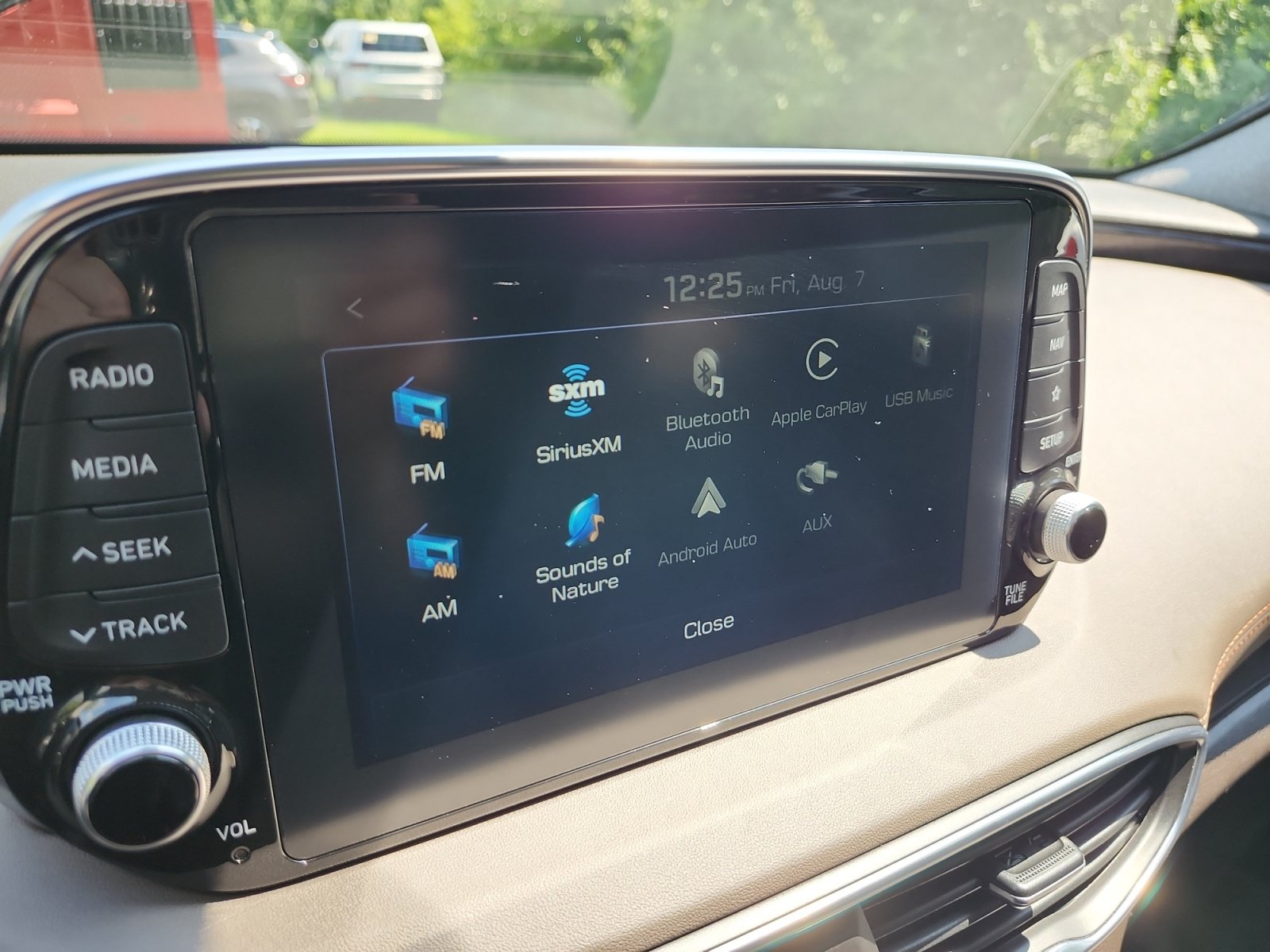Used 2020 Hyundai Santa Fe Limited AWD/4WD image 21