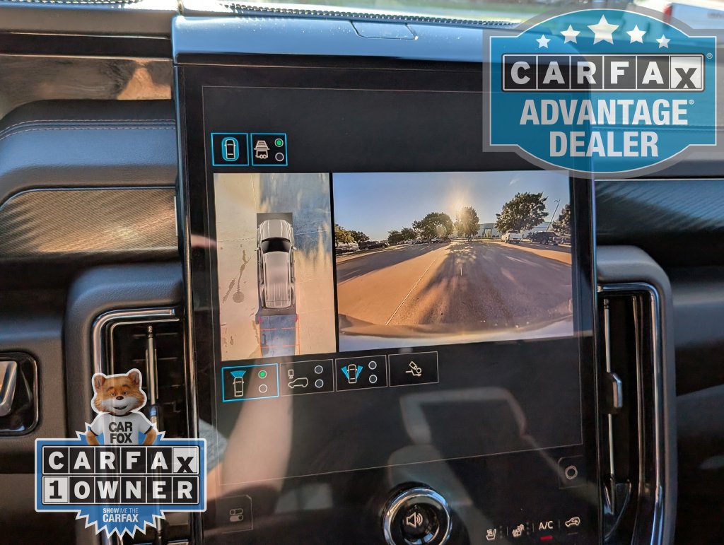 Used 2025 GMC Yukon AT4 AWD/4WD image 9