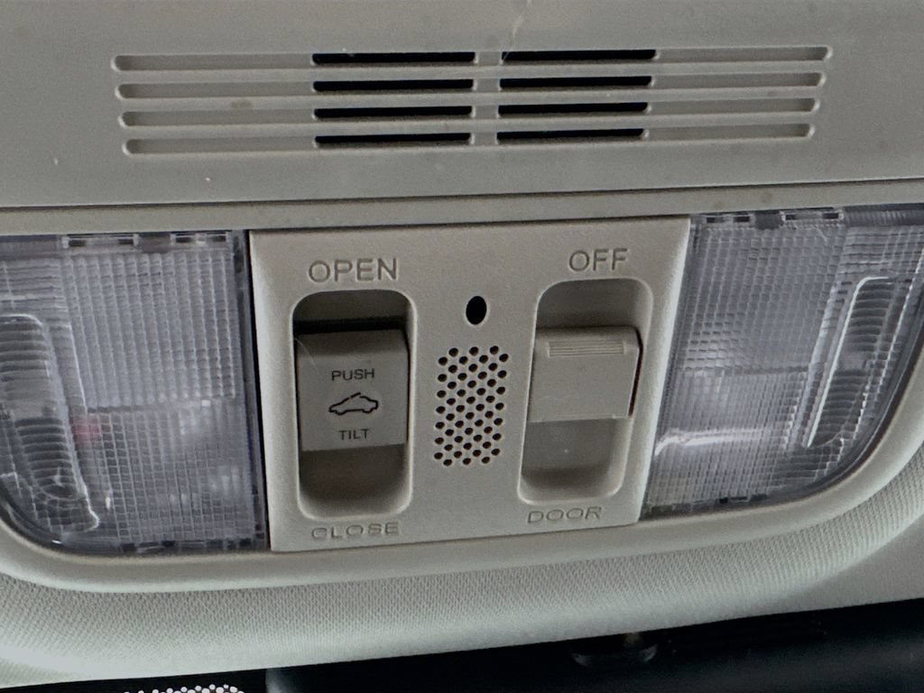 Used 2020 Honda Civic Touring image 11