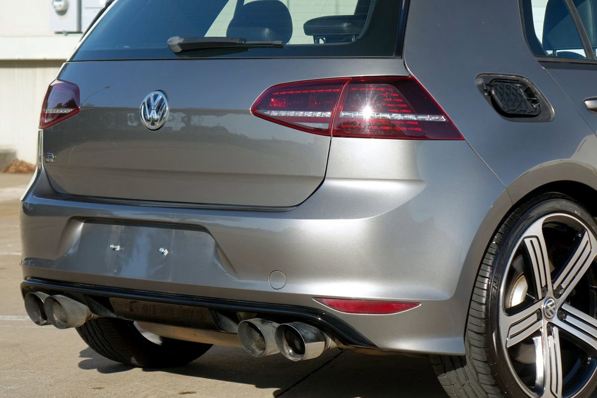 Used 2016 Volkswagen Golf R 4-Door AWD/4WD image 33