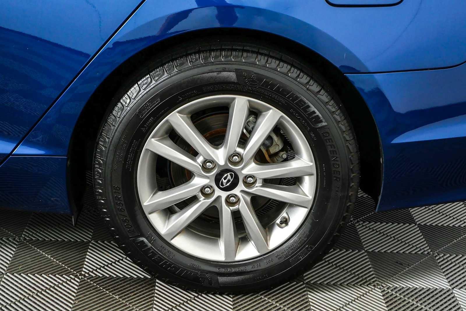 Used 2017 Hyundai Sonata SE FWD image 34