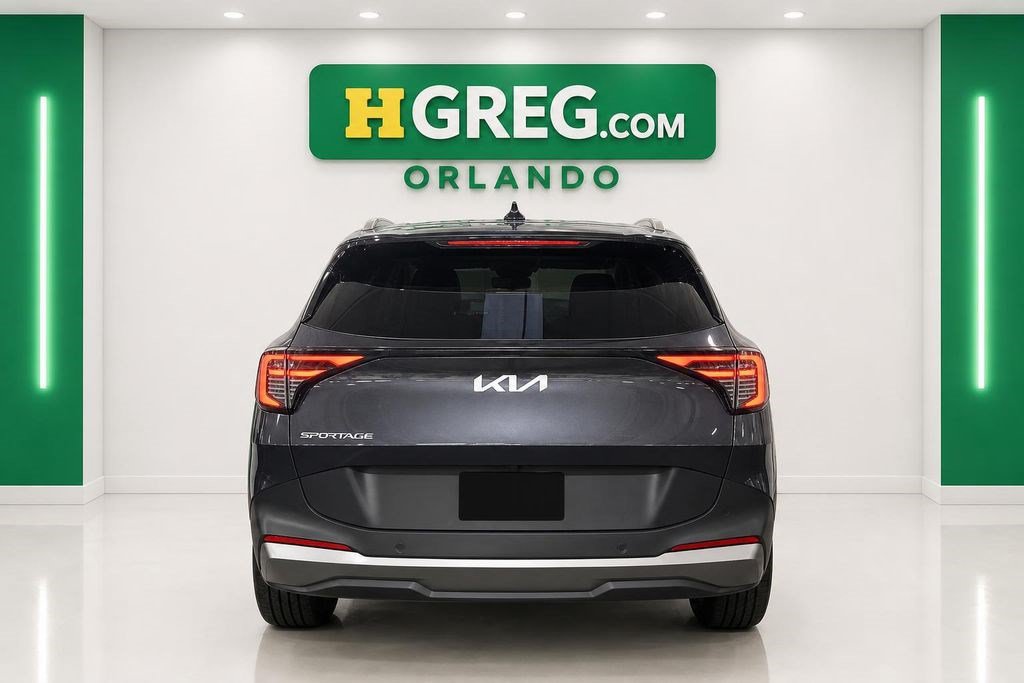 Used 2026 Kia Sportage EX FWD image 6