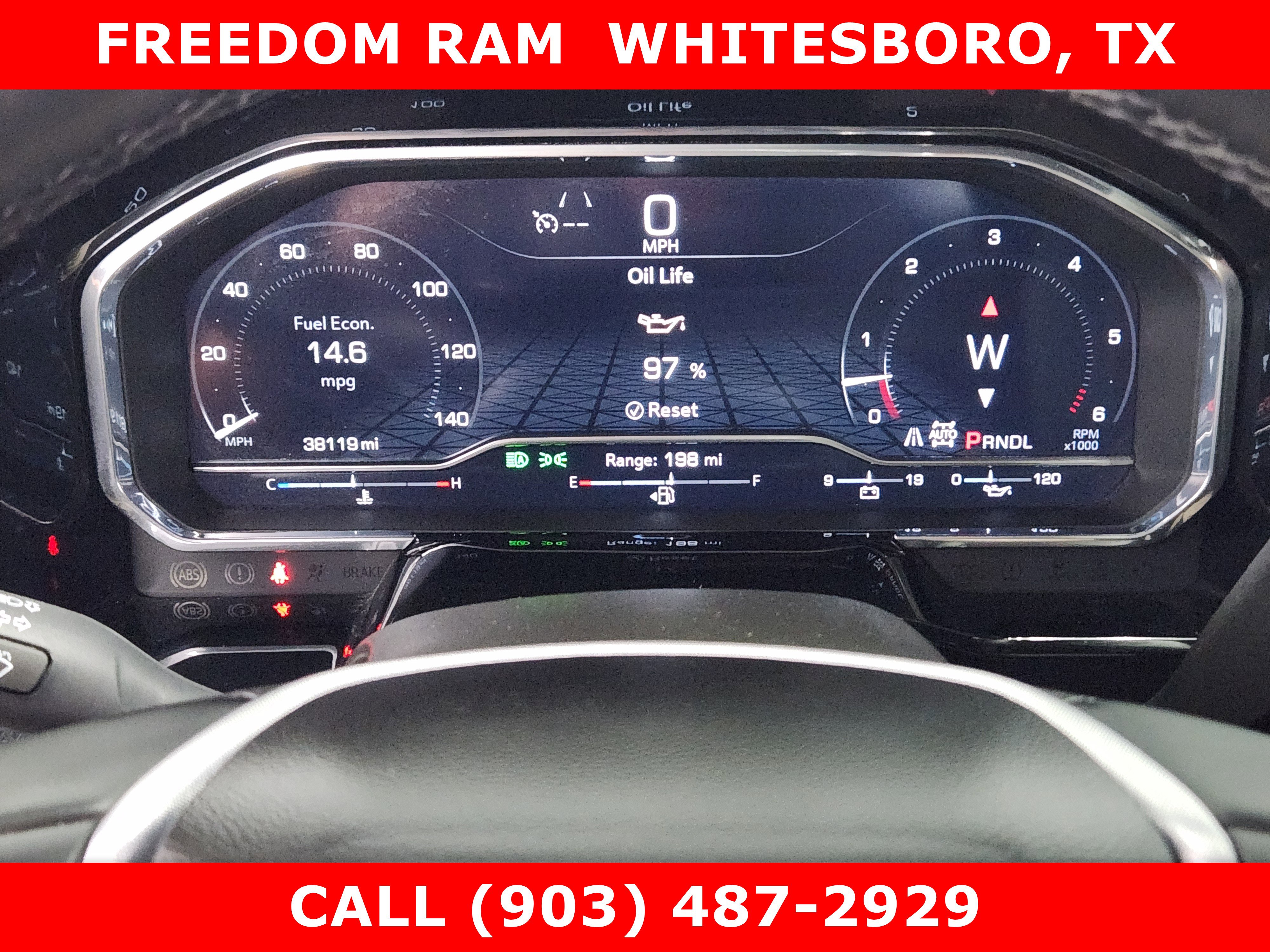 Used 2024 GMC Sierra 1500 SLT image 11