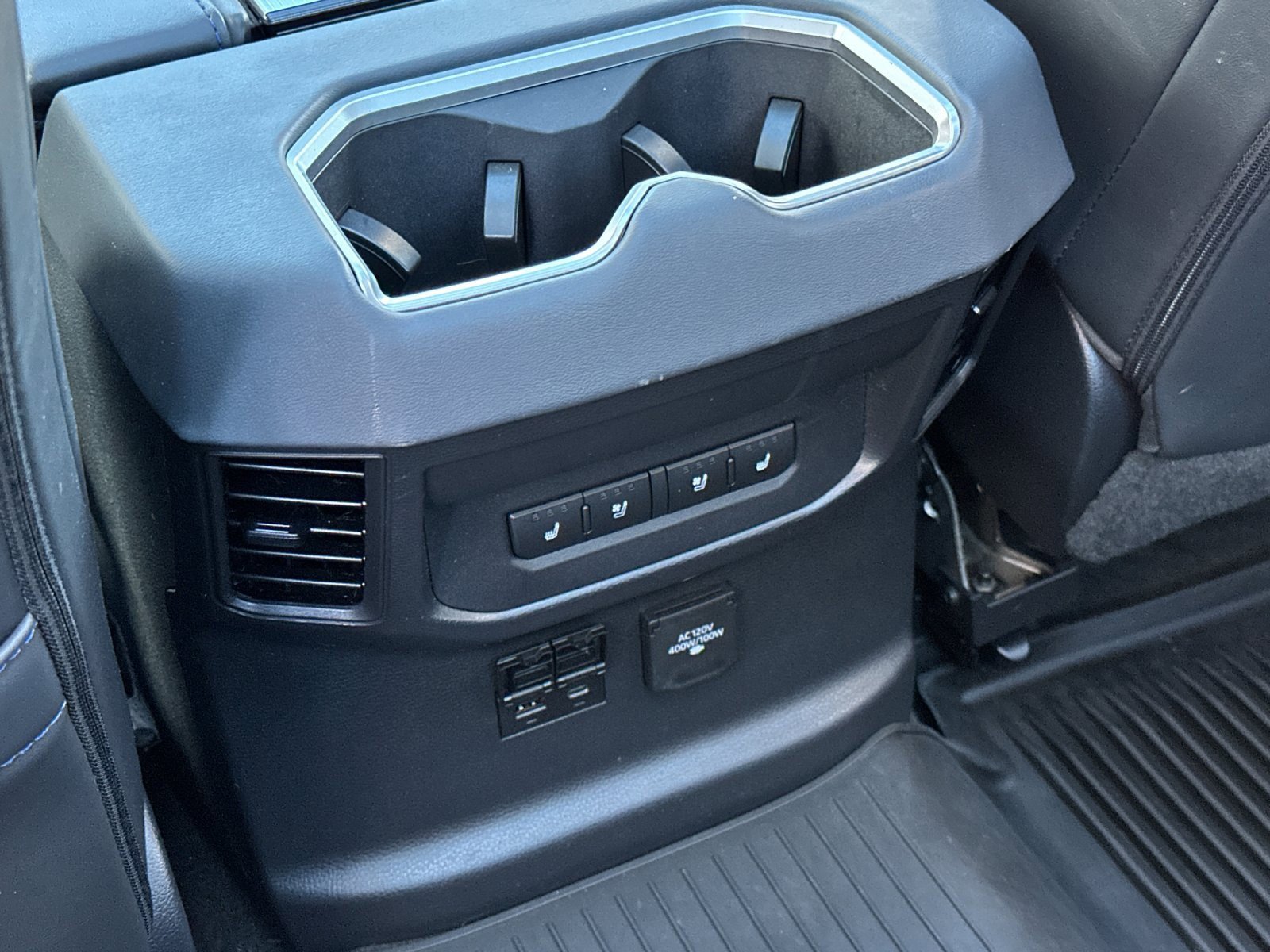 Used 2024 Toyota Tundra Platinum image 14