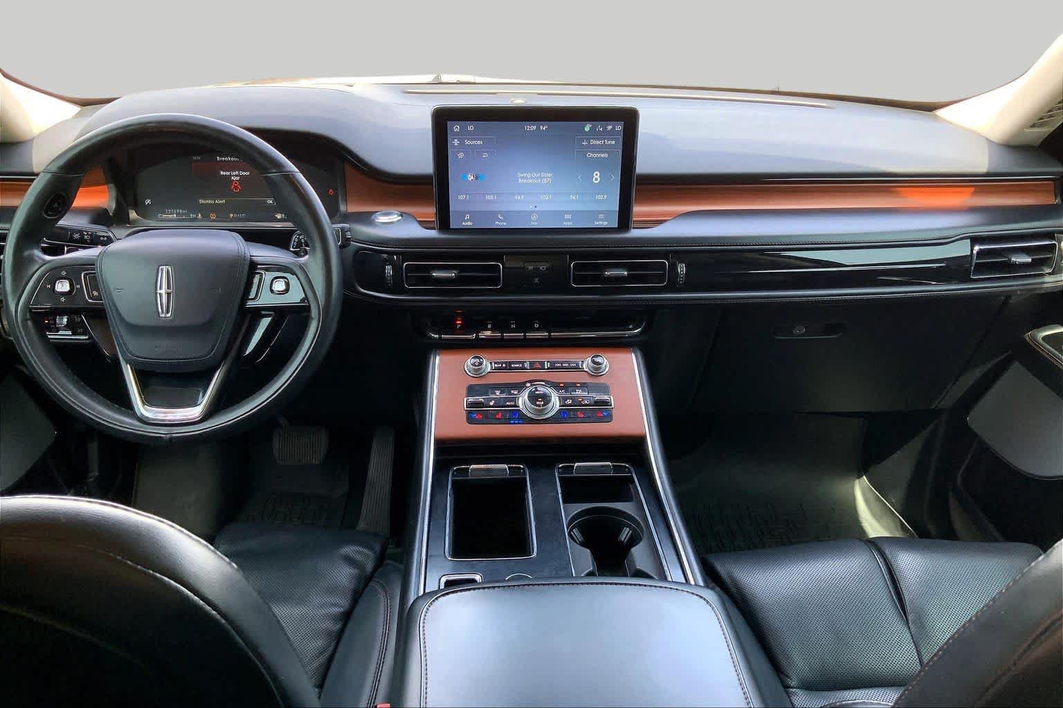 Used 2021 Lincoln Aviator Reserve w/ Equipment Group 210A AWD/4WD image 16