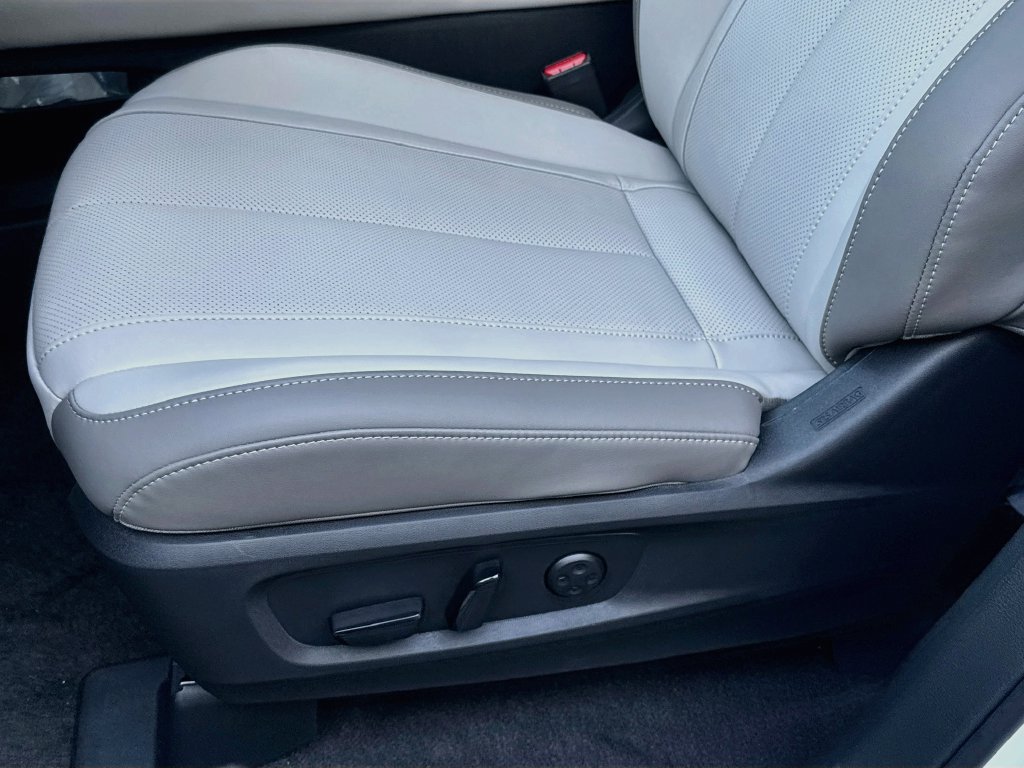 New 2027 INFINITI QX60 Luxe w/ Cargo Package FWD image 20