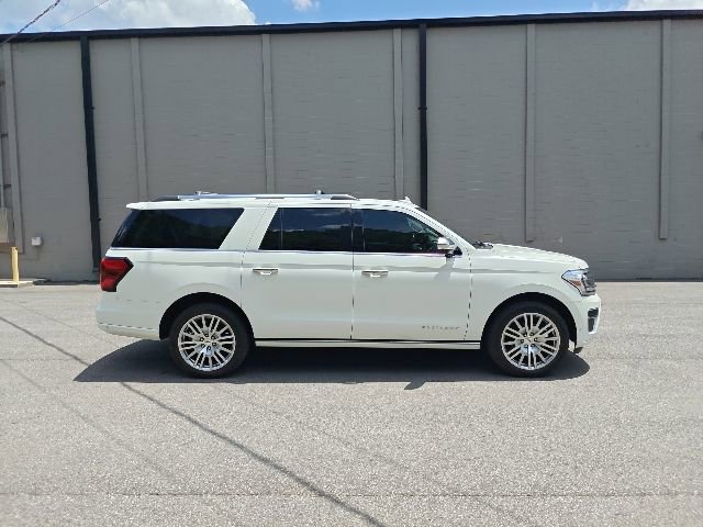 Used 2024 Ford Expedition Max Platinum AWD/4WD image 2