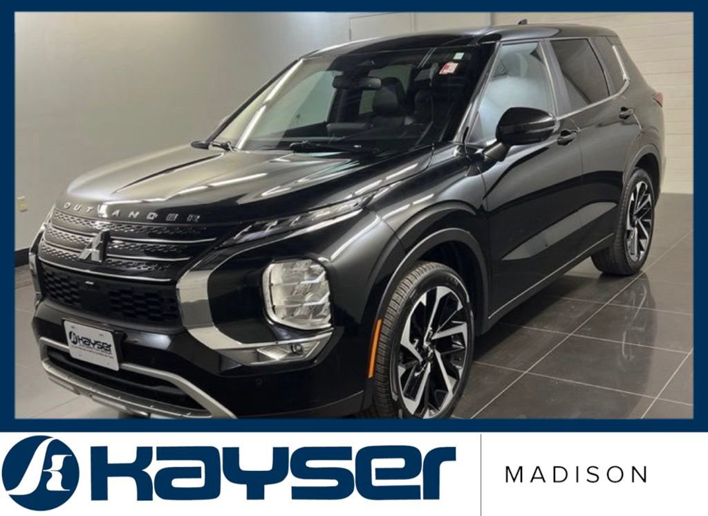 Used 2024 Mitsubishi Outlander SE