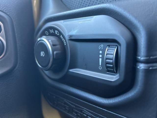 New 2026 Jeep Wrangler Unlimited Rubicon w/ Safety Group image 19