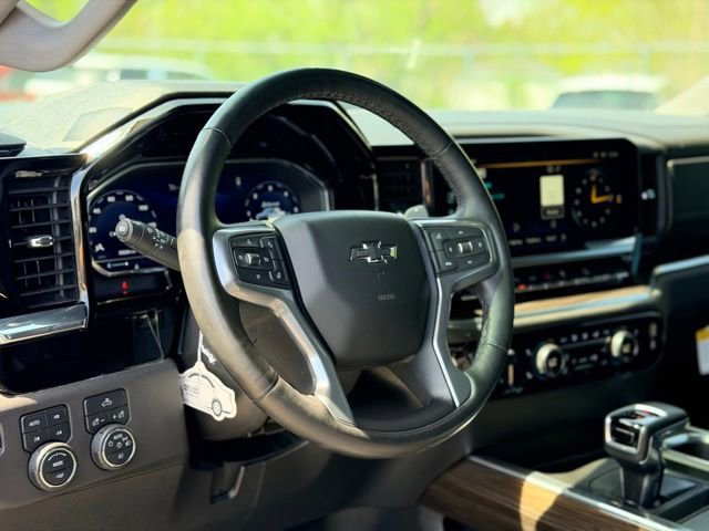 Certified 2023 Chevrolet Silverado 1500 LT Trail Boss AWD/4WD image 9
