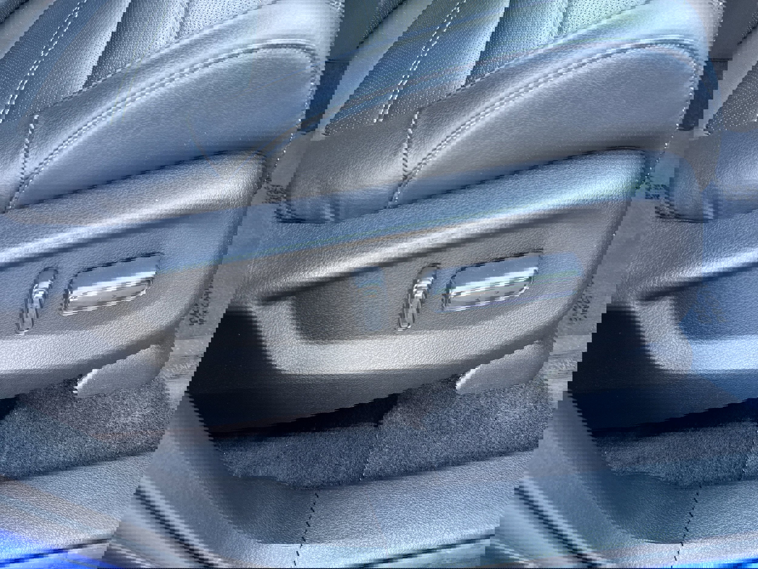 Used 2021 Honda CR-V EX-L image 16