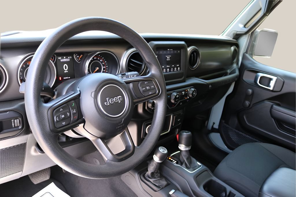 Used 2023 Jeep Wrangler Sport AWD/4WD image 13