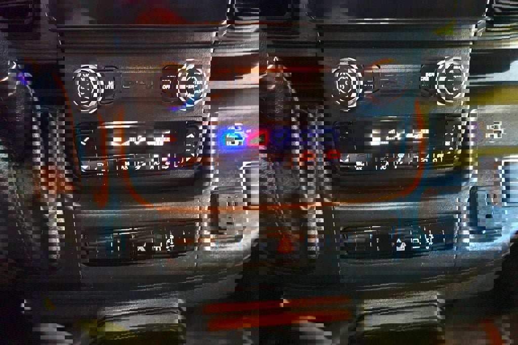 Used 2023 RAM ProMaster 2500 w/ Premium Convenience Group (B) image 13