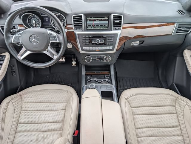 Used 2015 Mercedes-Benz GL 63 AMG 4MATIC image 24