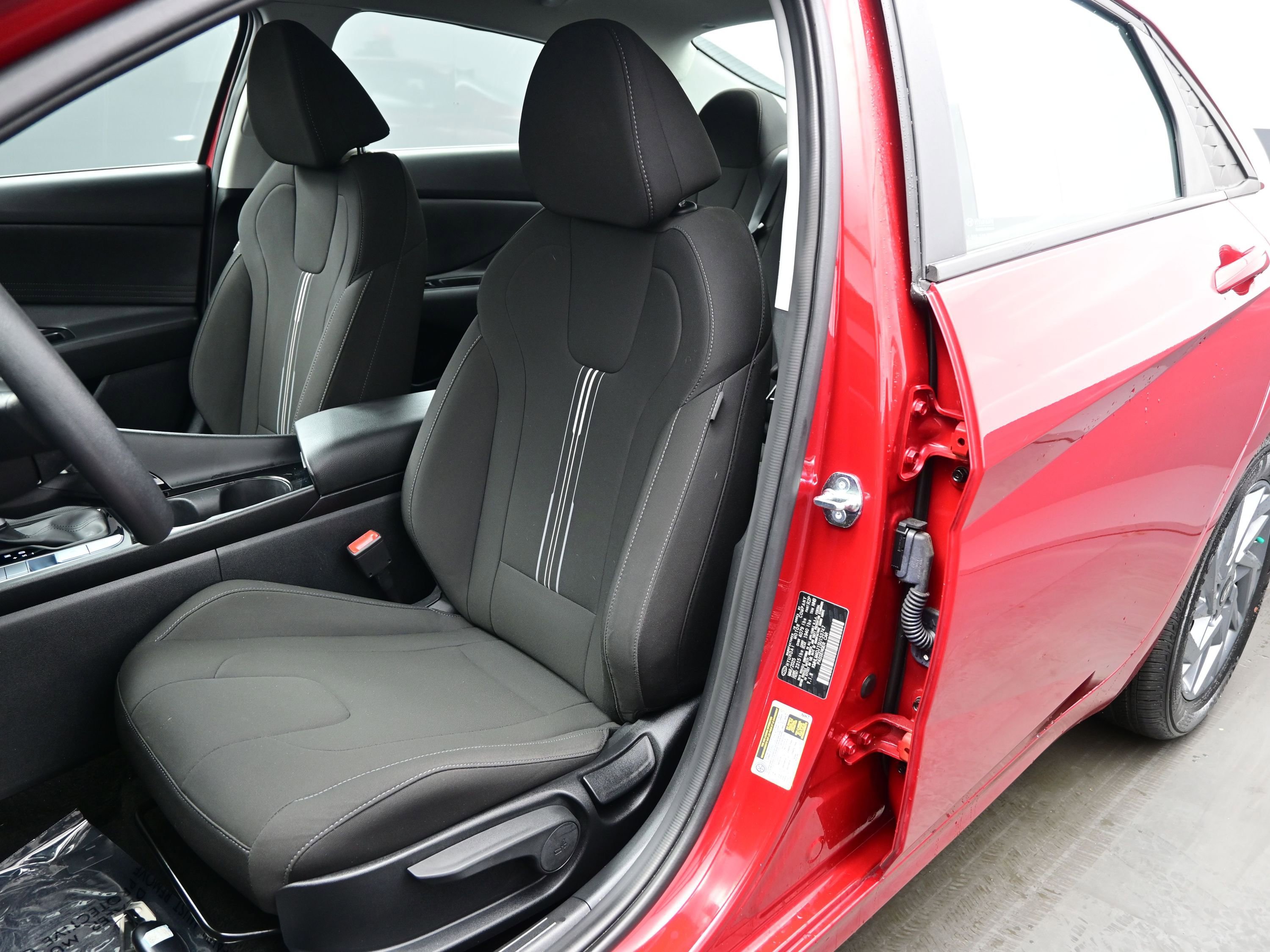 Certified 2025 Hyundai Elantra Blue image 11