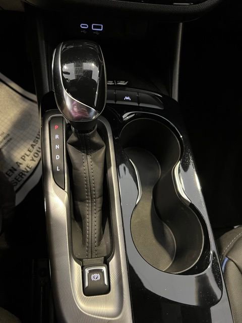 Used 2024 Buick Envista Sport Touring w/ Convenience I Package FWD image 24