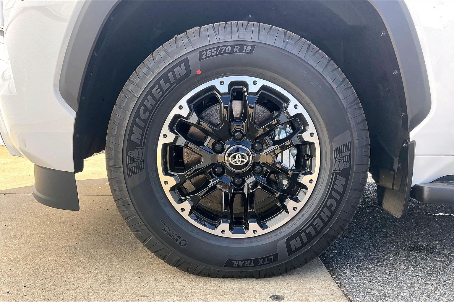 New 2026 Toyota Sequoia SR5 AWD/4WD image 15