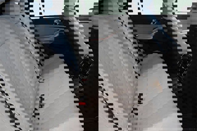 Used 2023 BMW X5 xDrive40i w/ Premium Package image 12