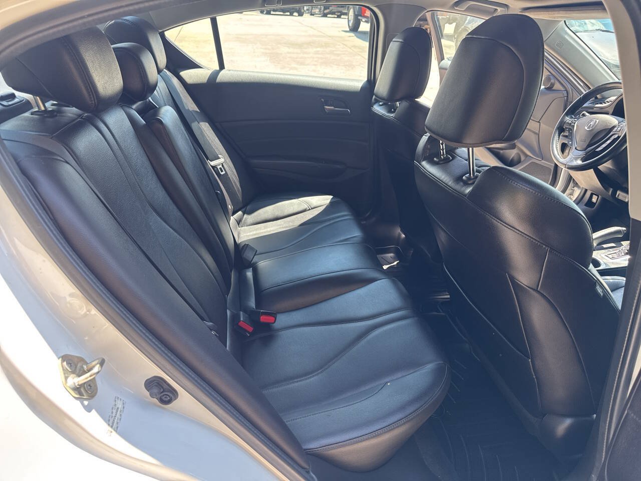 Used 2019 Acura ILX FWD image 13