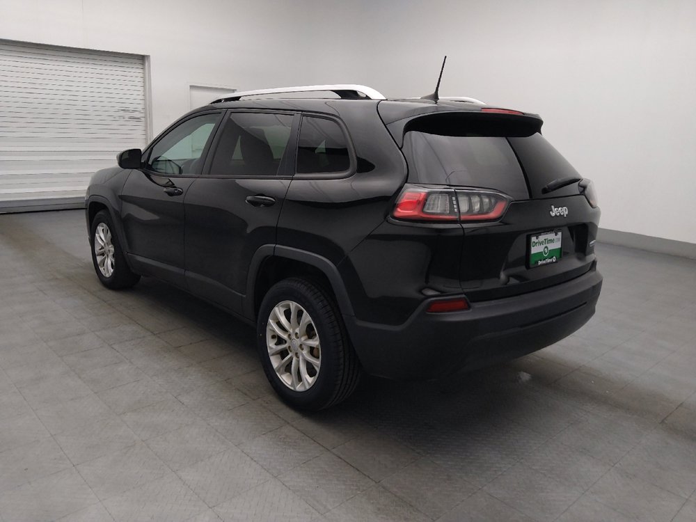 Used 2020 Jeep Cherokee Latitude FWD image 3