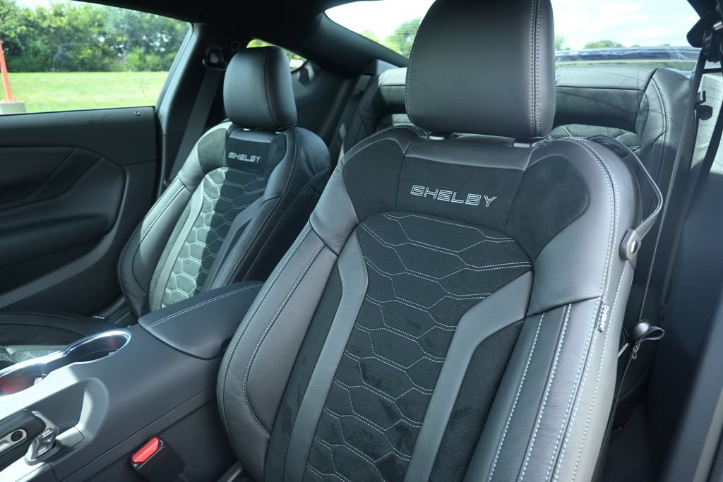 New 2026 Ford Mustang GT Premium w/ GT Performance Package RWD image 27