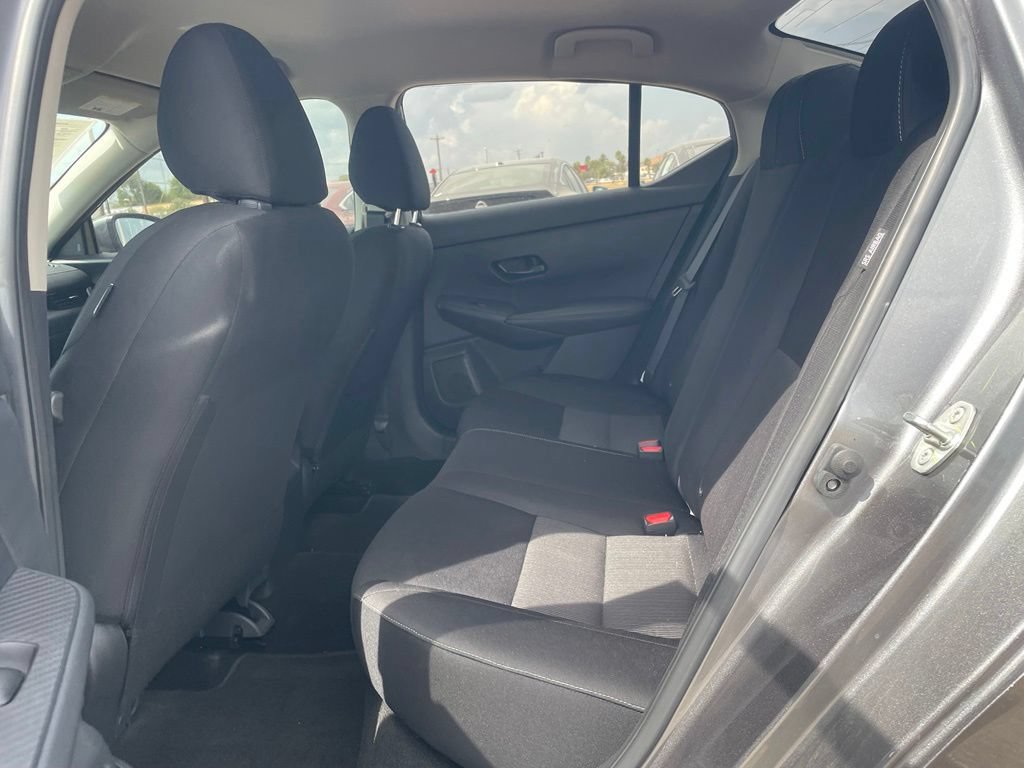Used 2025 Nissan Sentra SV FWD image 16